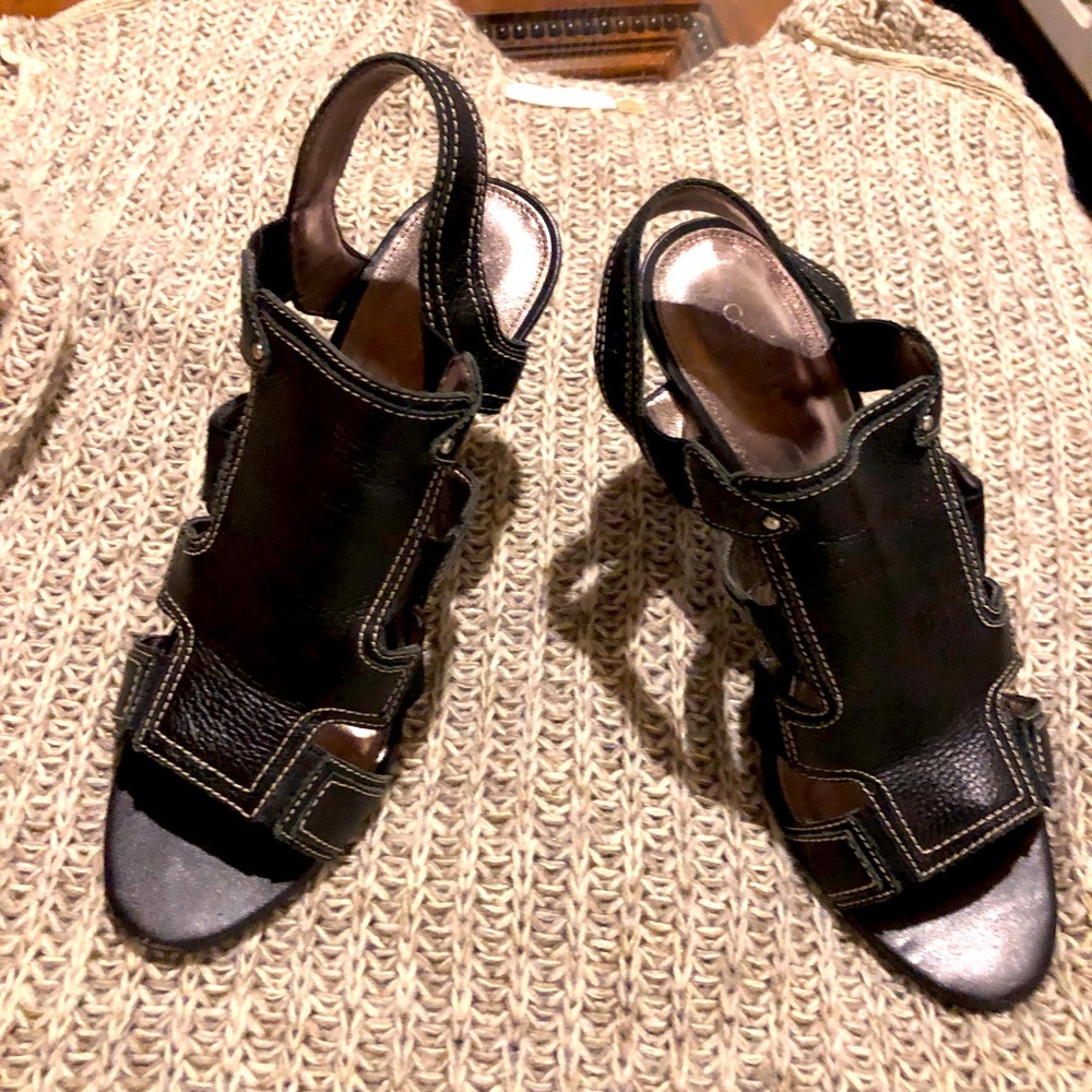 Black leather sandals
